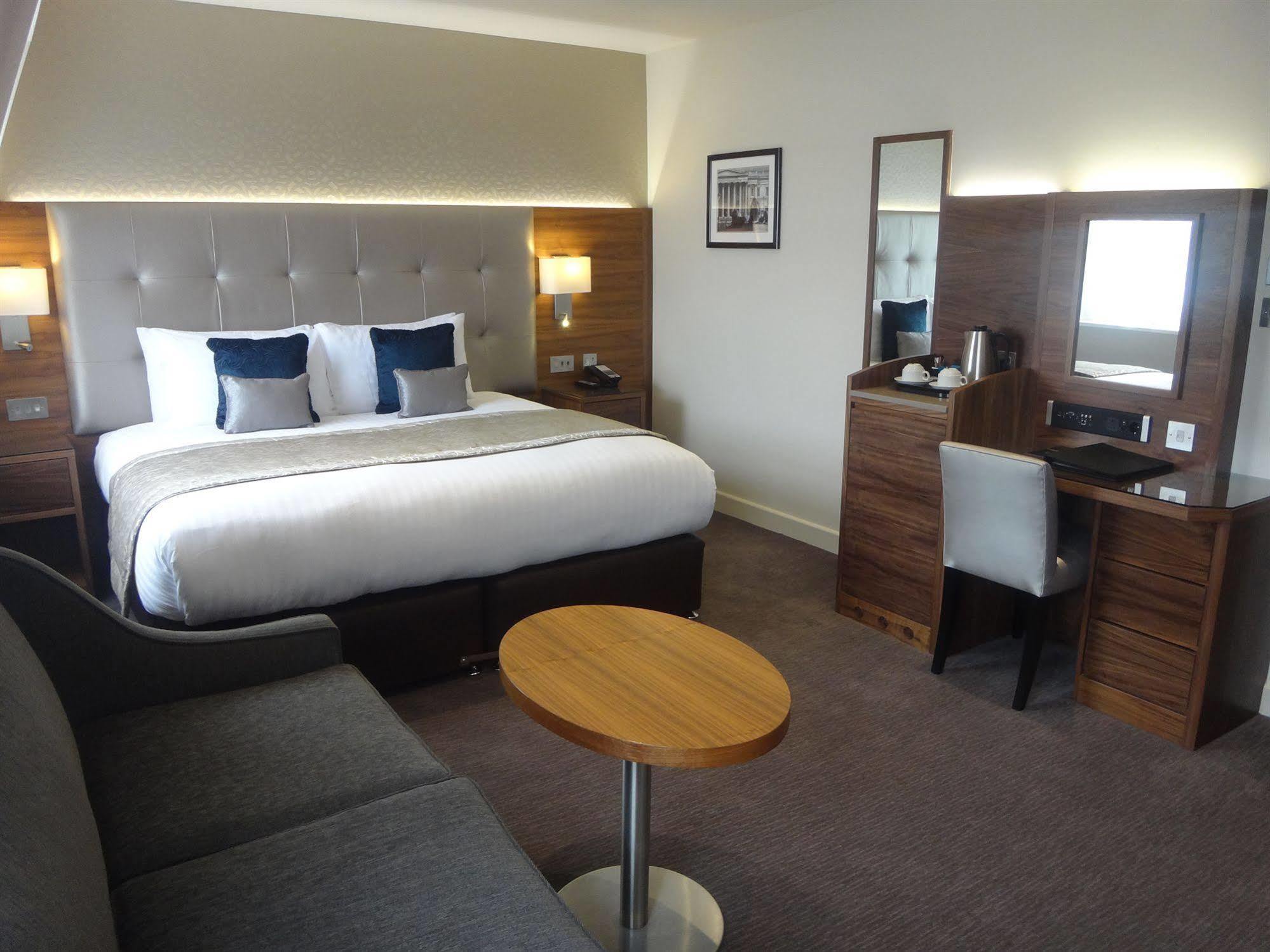 Hotel Norfolk Towers Paddington Londra Esterno foto