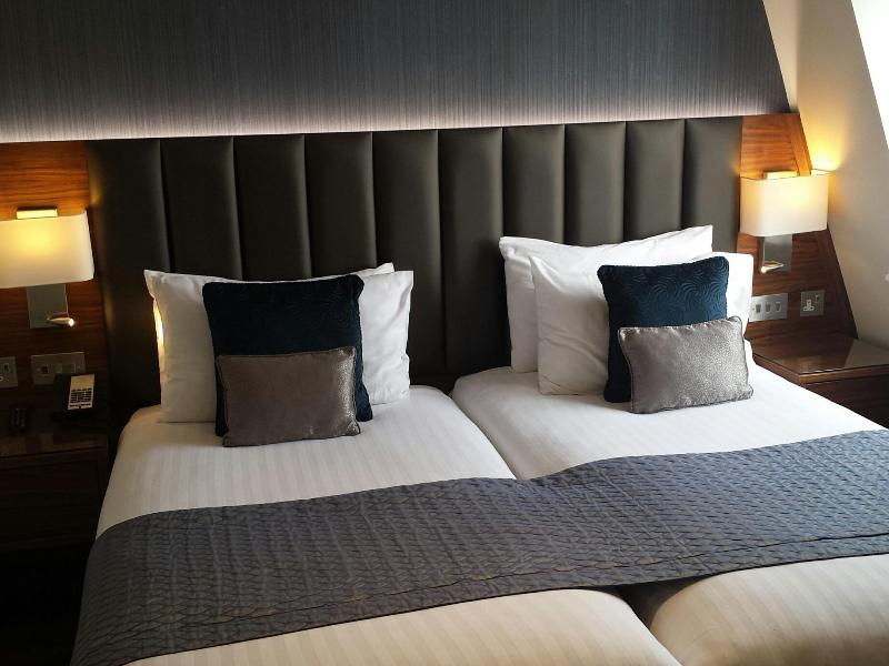 Hotel Norfolk Towers Paddington Londra Esterno foto